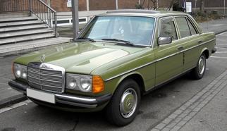 1976 220 W123