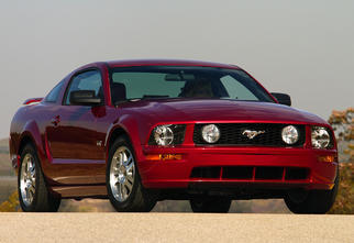 2005 Mustang V | 2004 - 2005