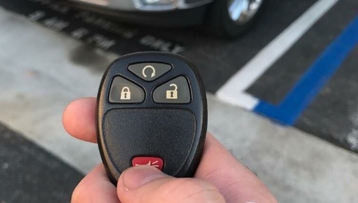 panic button on car key