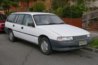 1991 Commodore Wagon | 1993 - 1997