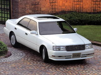 1995 Crown Comfort XS10 | 1995 - 1996